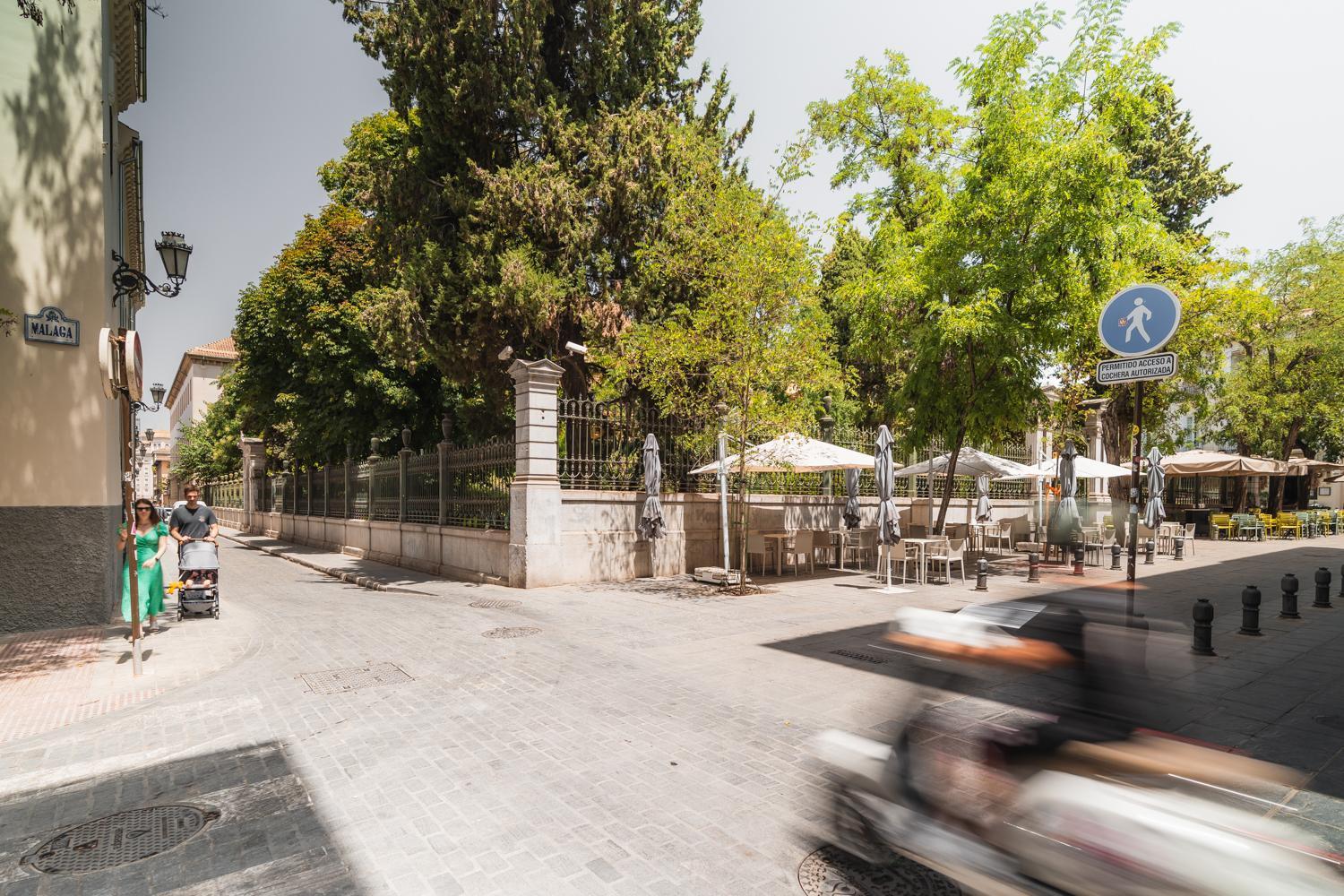 Tuguest Jardin Botanico Apartment Con Parking Granada Luaran gambar